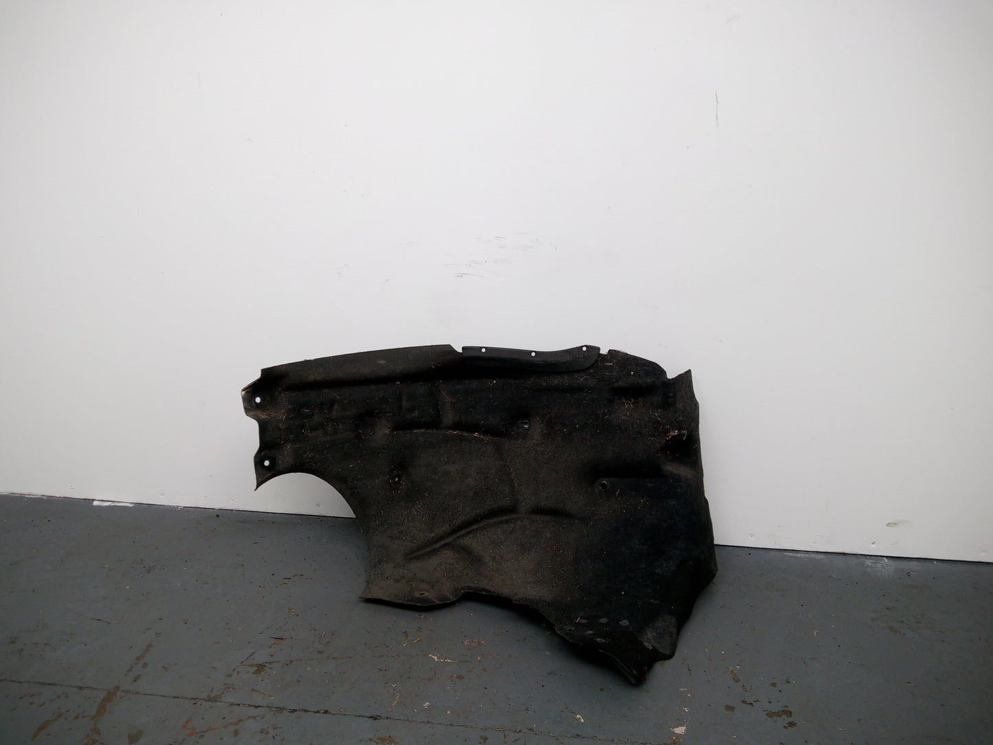Wheel Arch Inner Trim Front LH 5