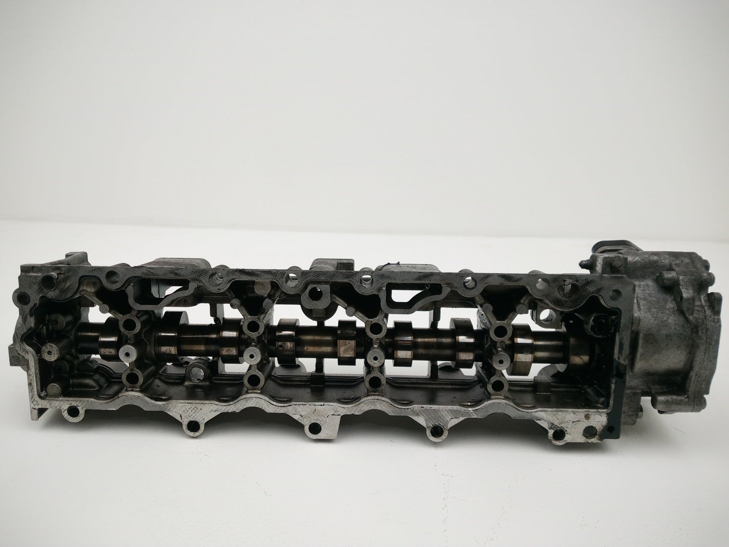 Camshaft Cover  11