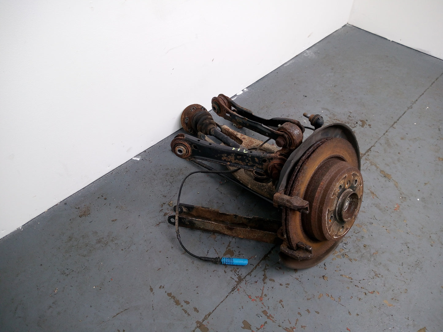 Wheel Hub Rear LH 5