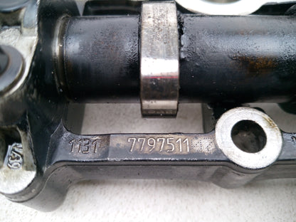 Camshaft Cover  5