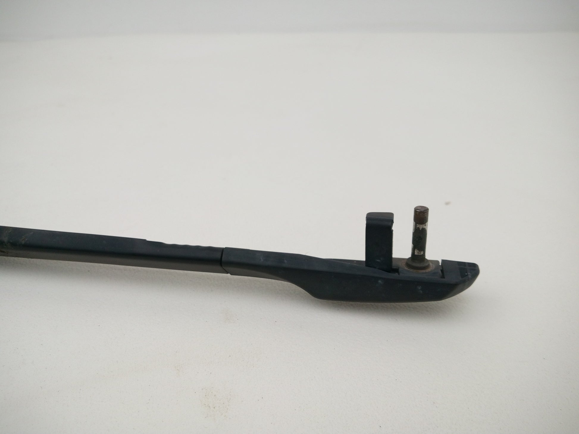 Wiper Front Arm LH 5