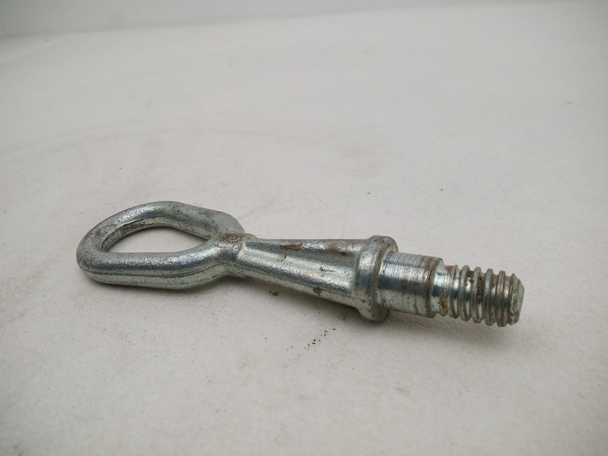 Towing eye 5