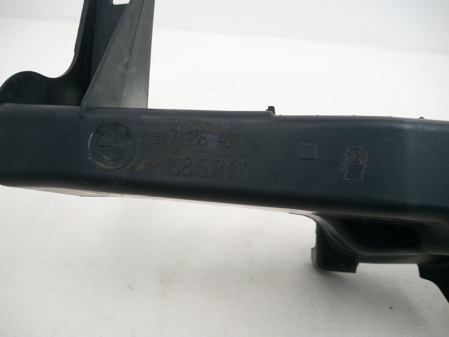 Headlamp Panel Support Bracket LH 5