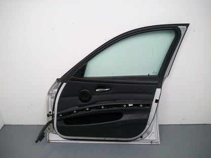 Bmw 3 Series E90 E91 320d Lci Drivers Side Front Door Silver 354/7 2005-2011 - photo 5