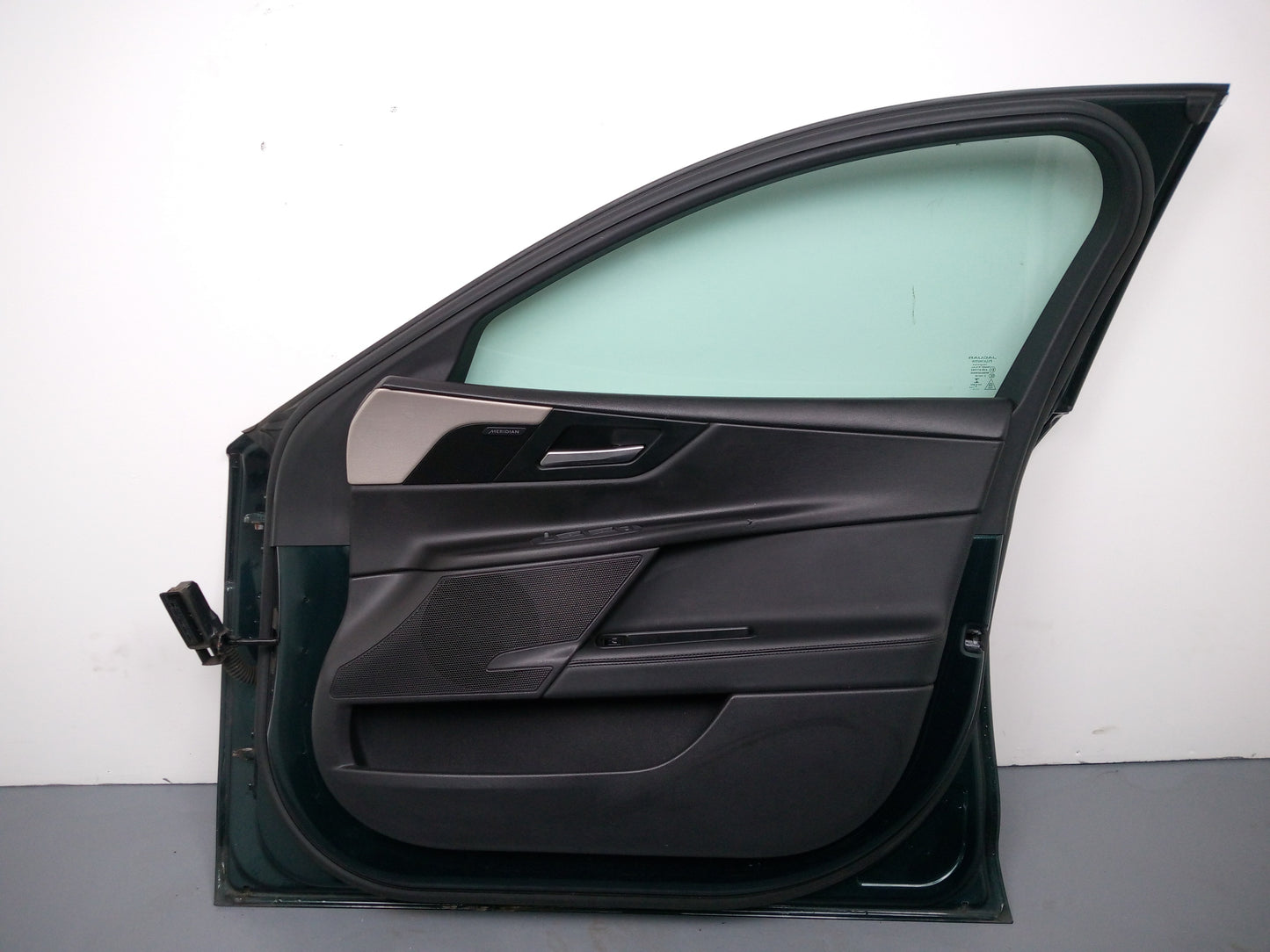 Jaguar Xe X760 Mk1 2015-2019 Drivers O/S Right Front Door Green Hgy T4n2632 - photo 5