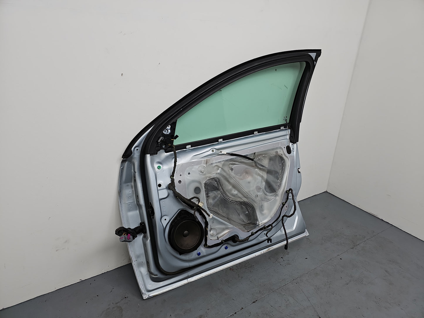 Vauxhall Insignia A Estate Door Front Rh Driver Silver Z 189 2013-2016 - photo 3