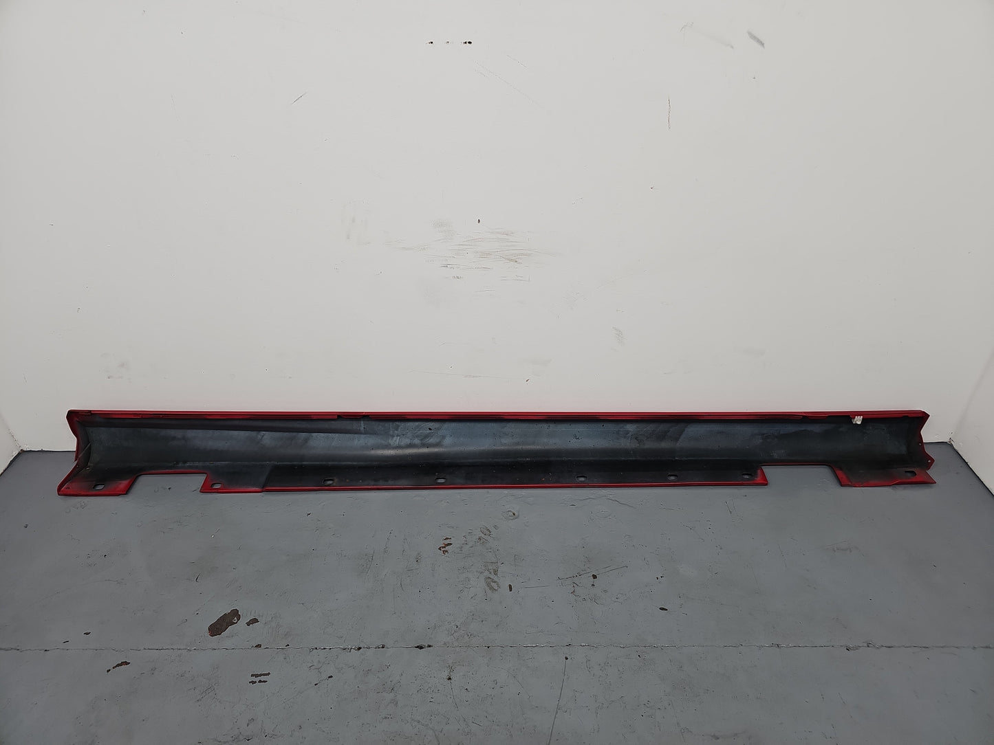 Side Skirt LH 5
