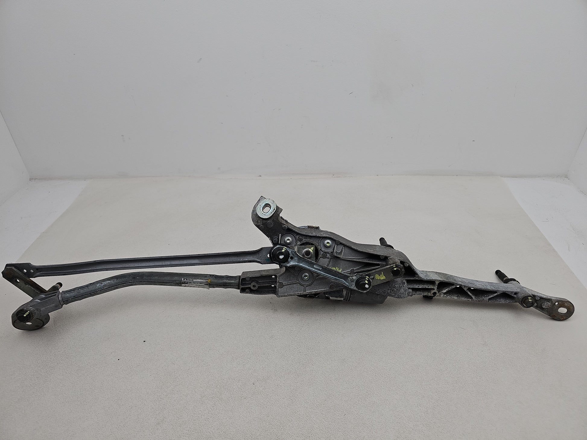 Front Wiper Motor & Mechanism / Linkage 5