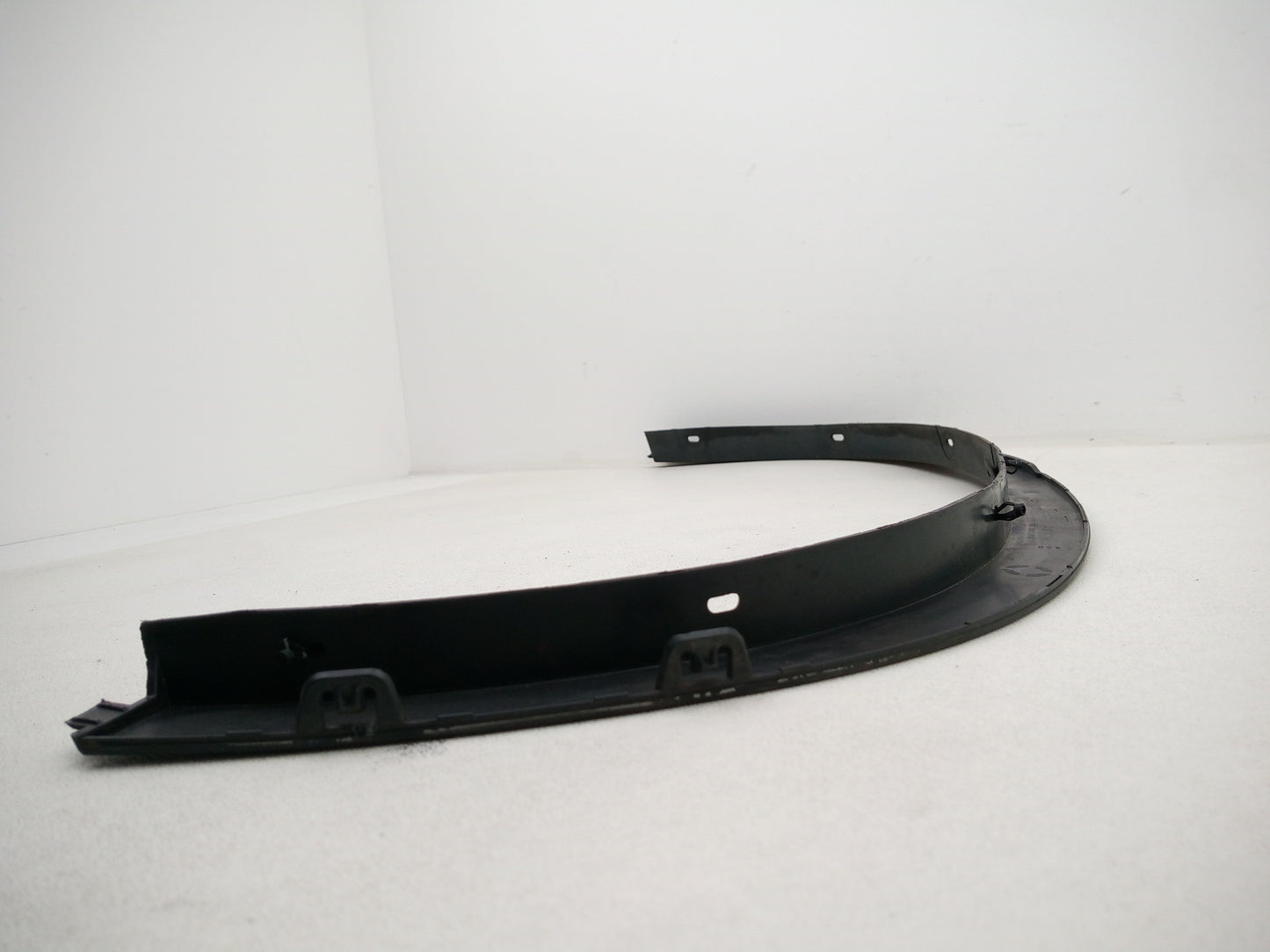Moulding Wheel Arch Rear RH 5