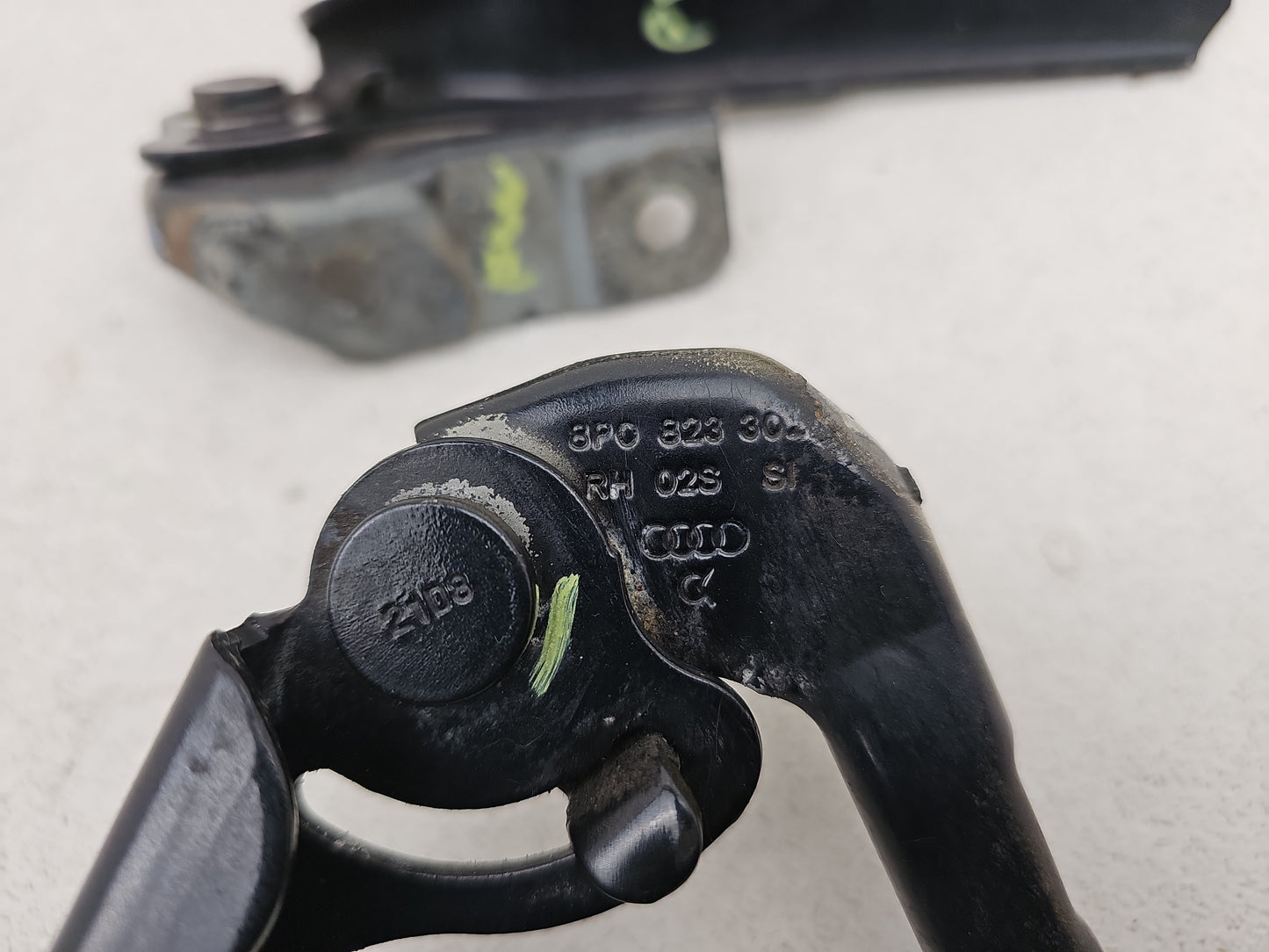 Bonnet Hinges 5
