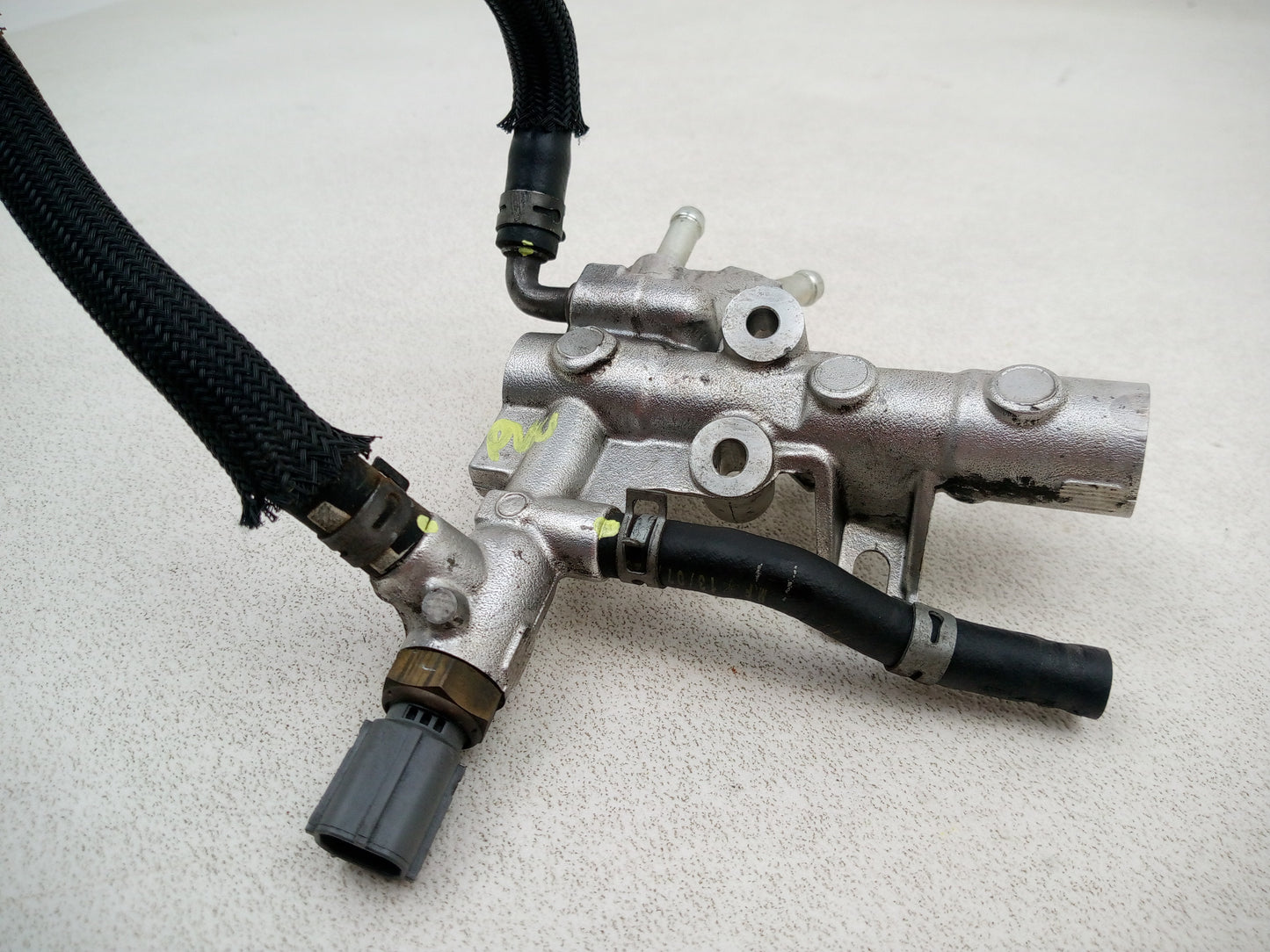 High pressure fuel pump 5