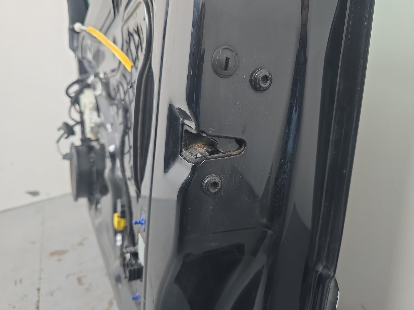 Door Front RH 11