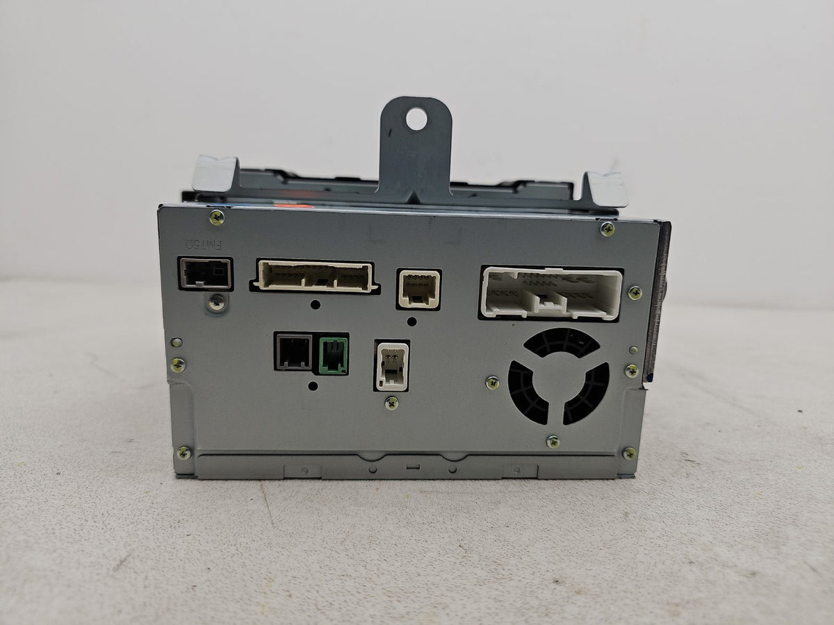Radio - DAB/CD Player, Display screen + Facia  5