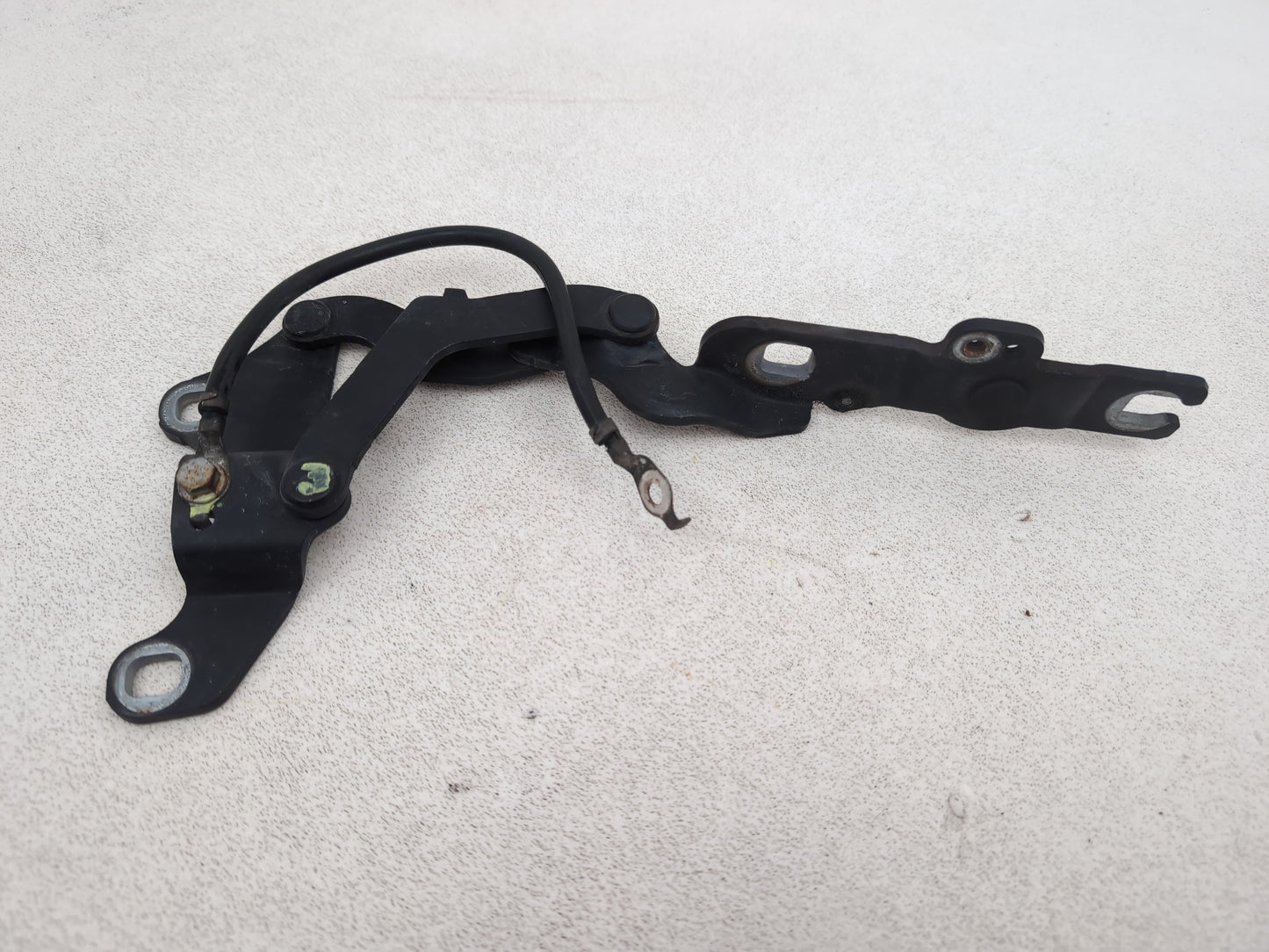 Bonnet Hinges 5