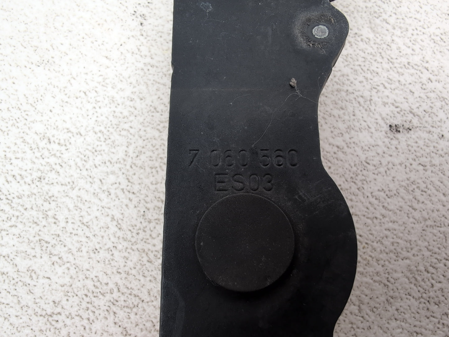 Bonnet Hinges 11