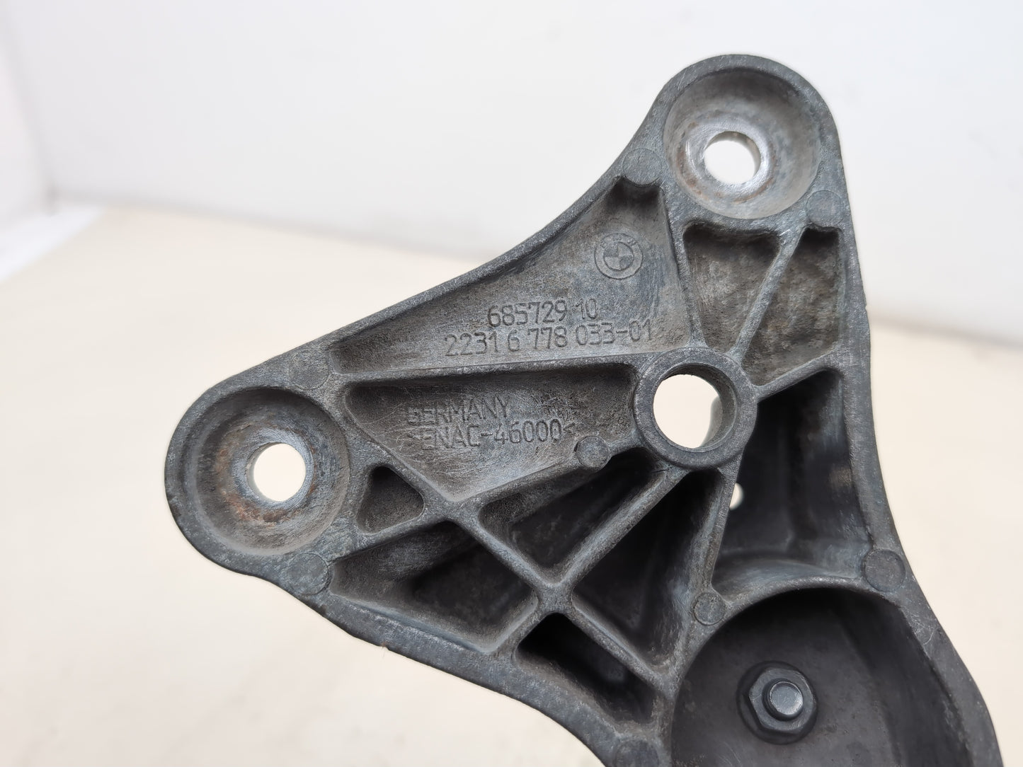 Transmission Mounting Bracket 5