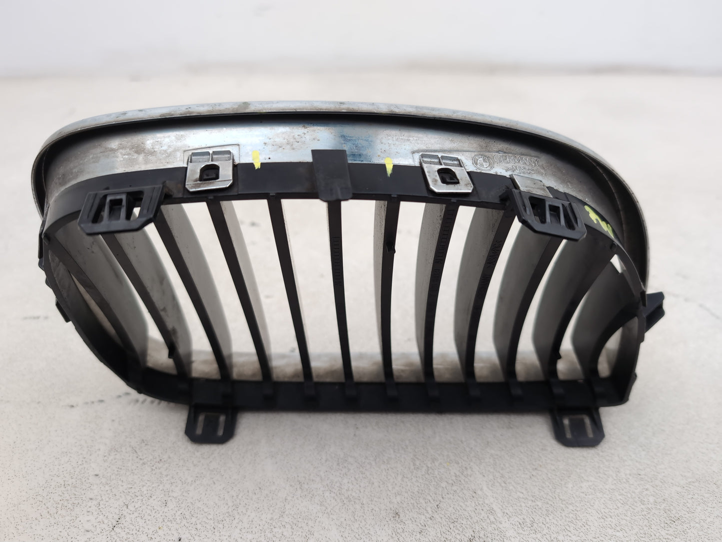 Grille Front 5