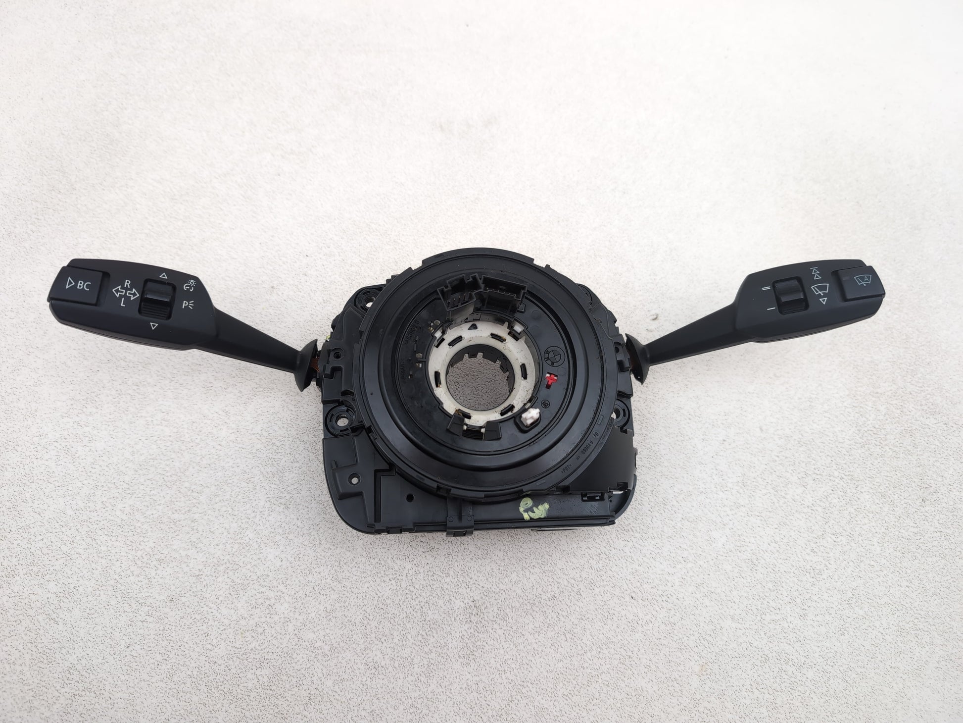 Wiper Stalk, Cruise Control, Gear Selector Stalk  8