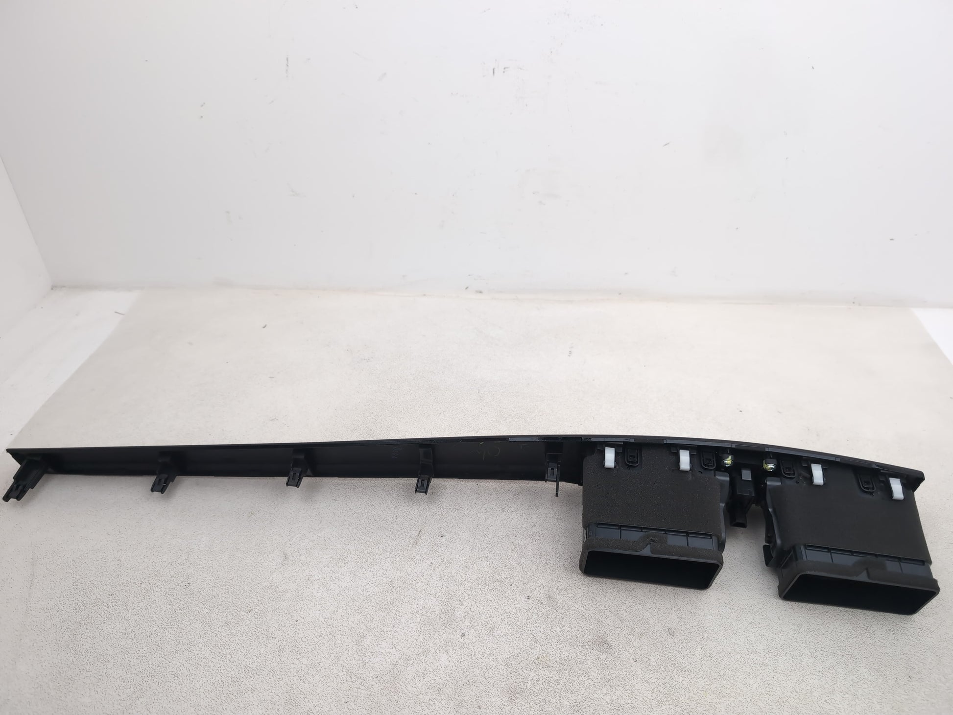 Dashboard Trim With Air Vent  5