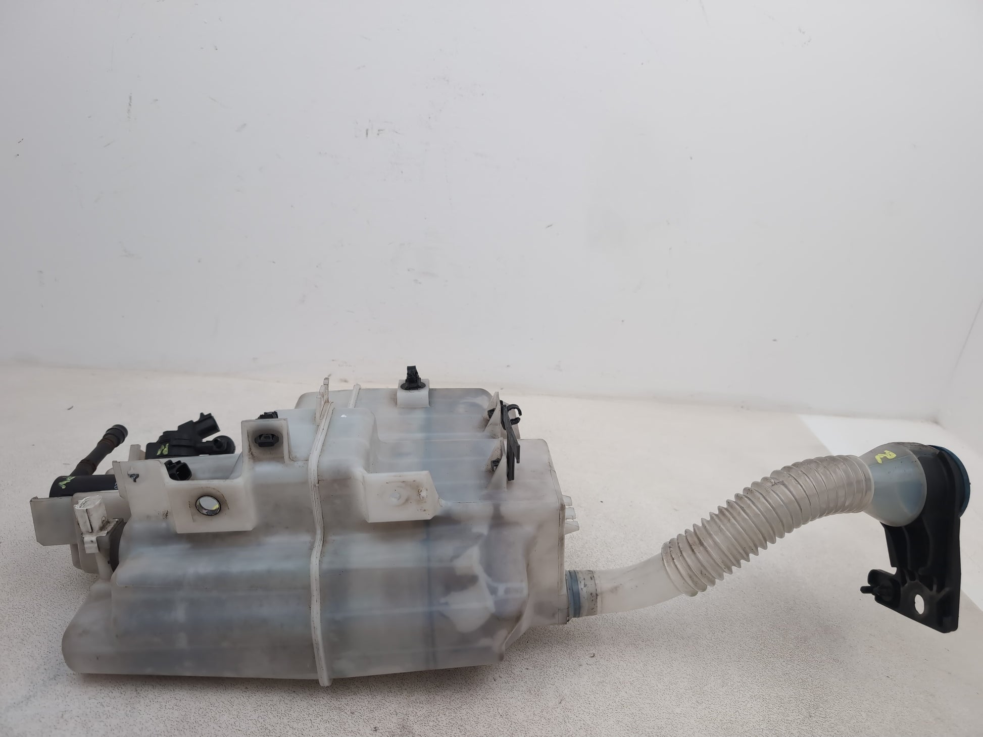 Washer Bottle Windscreen 4