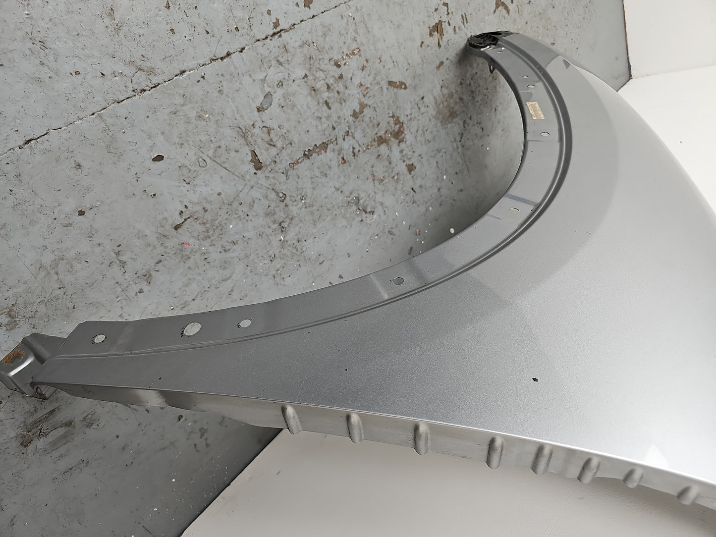 Wing Front LH 5