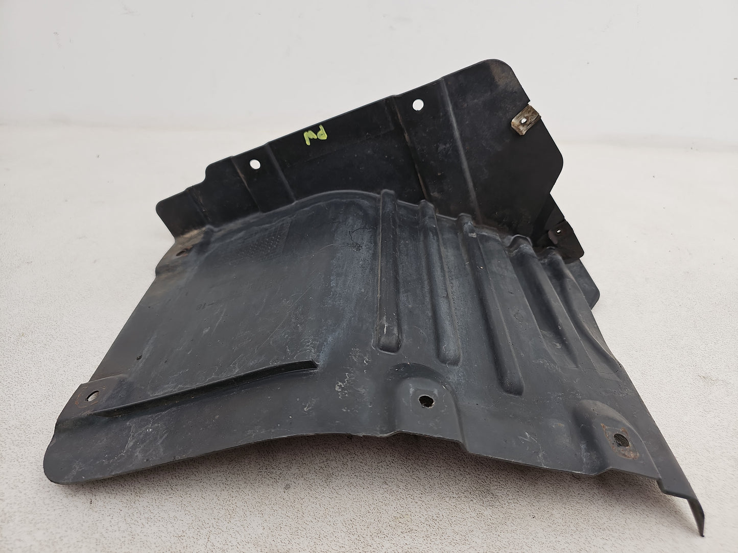 Moulding Wheel Arch Front RH 5