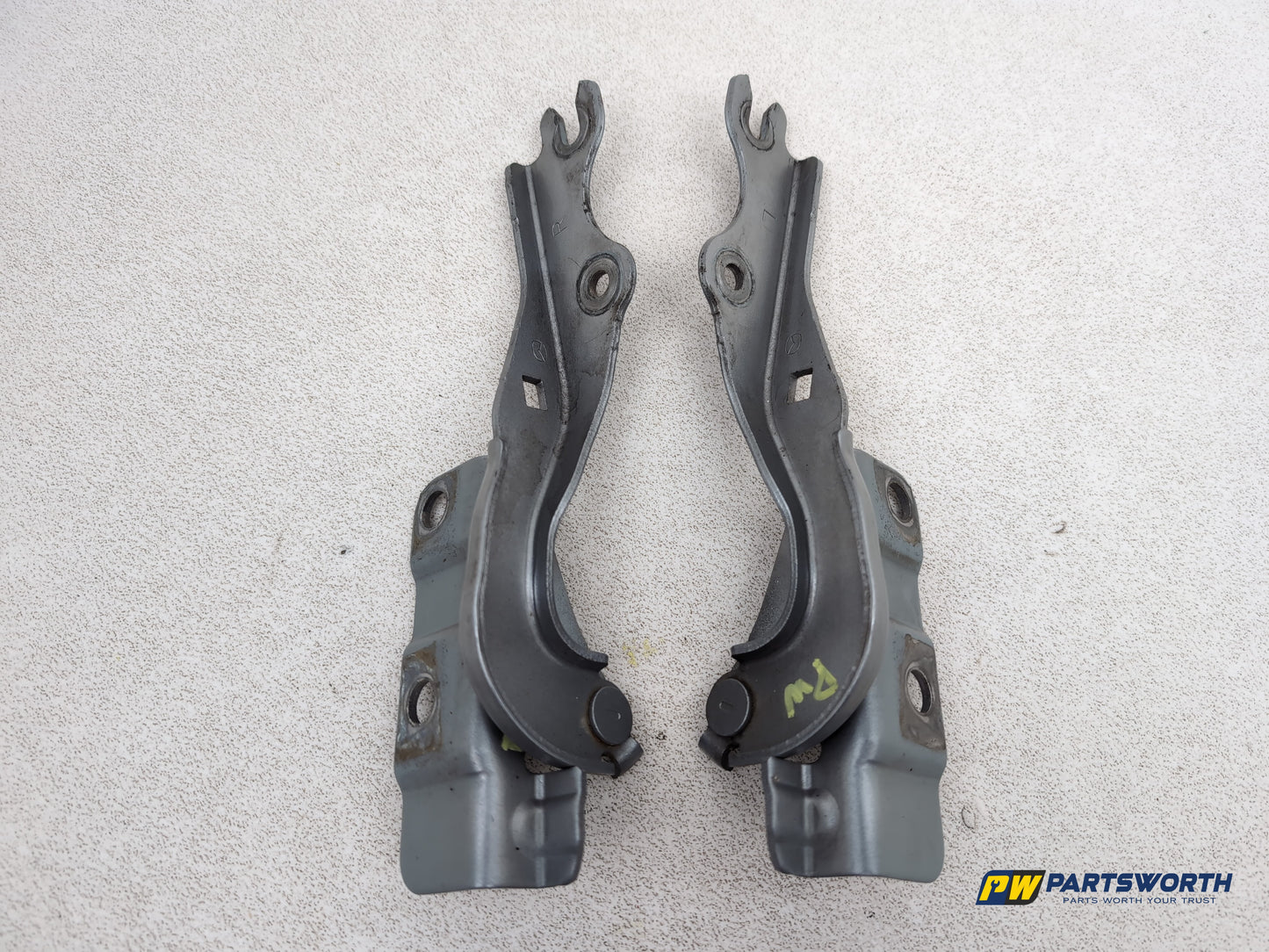 Bonnet Hinges 5