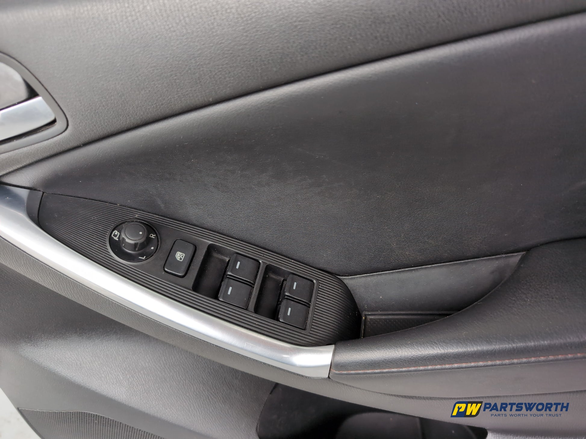 Door Front RH 11
