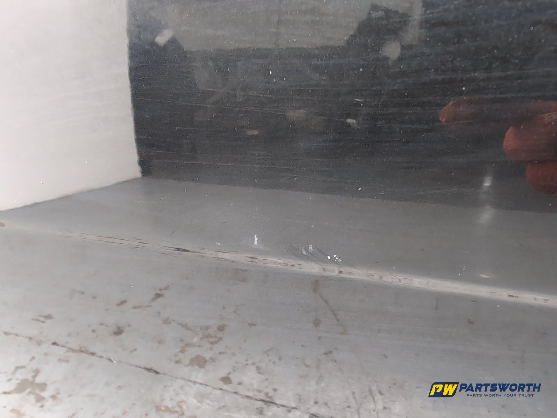Door Front LH 5