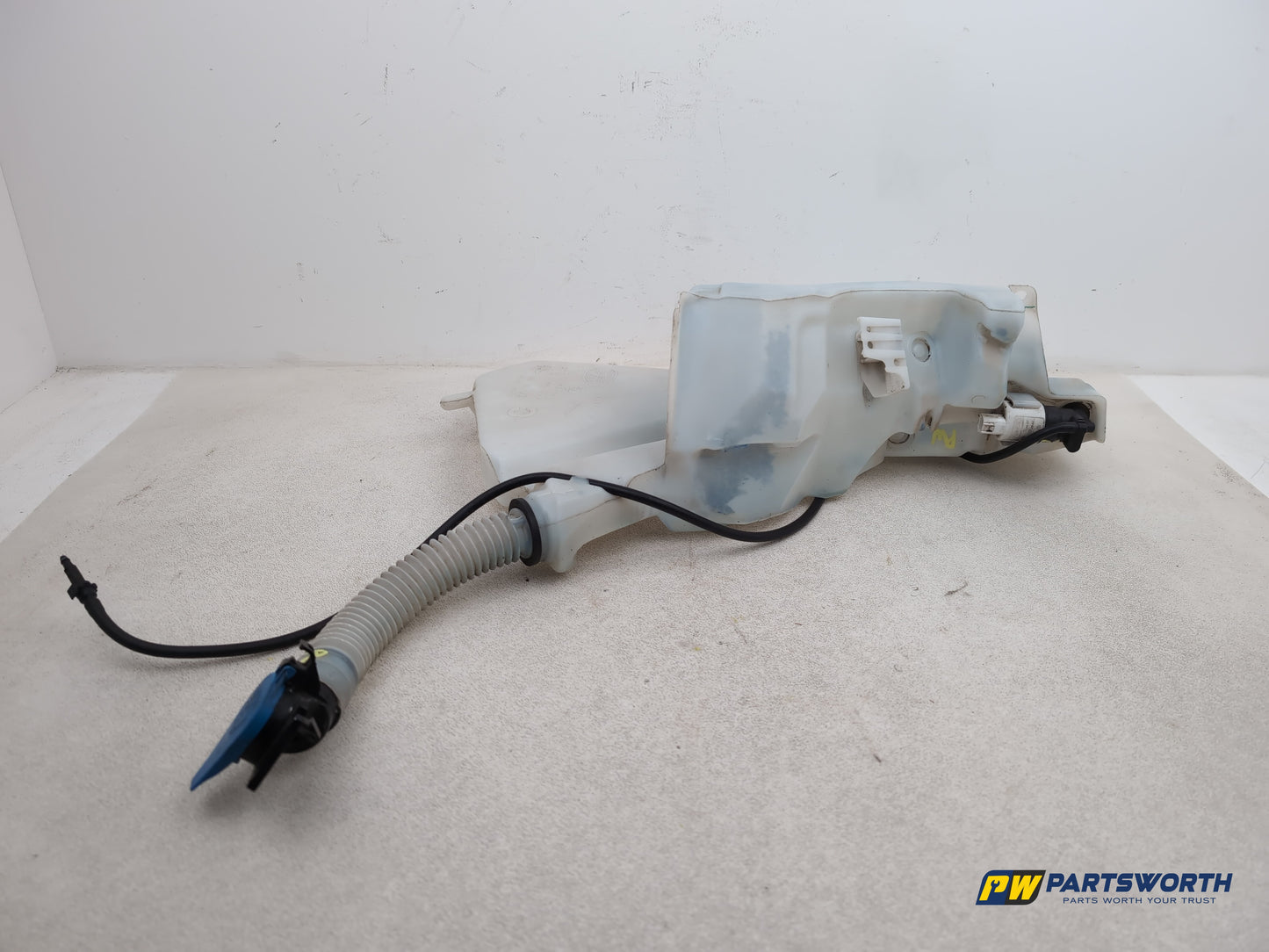 Washer Bottle Windscreen 5