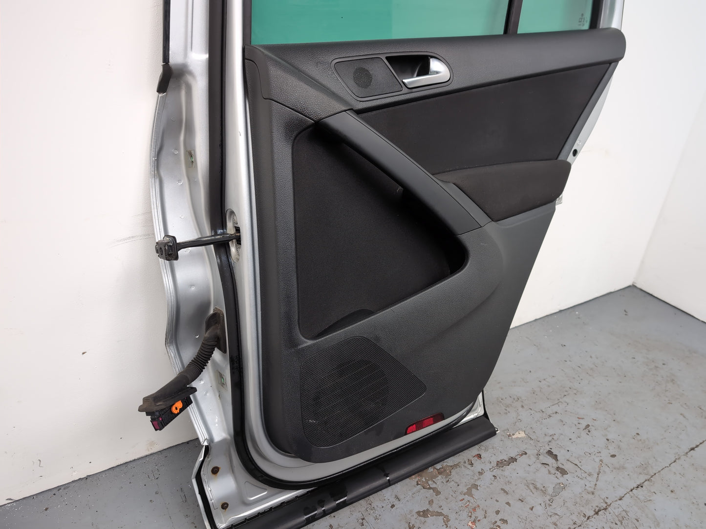 Door Rear RH 8