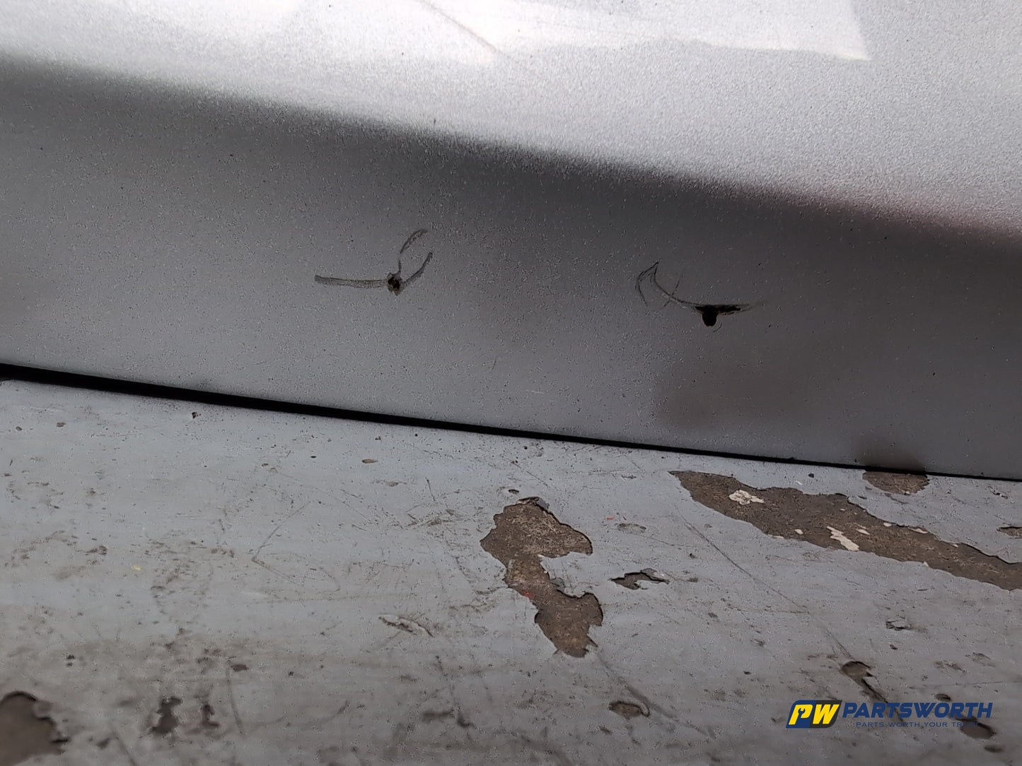 Volkswagen Tiguan Rline Tdi Boot Lid Reflex Silver Metallic La7w 2009-2011 - photo 5