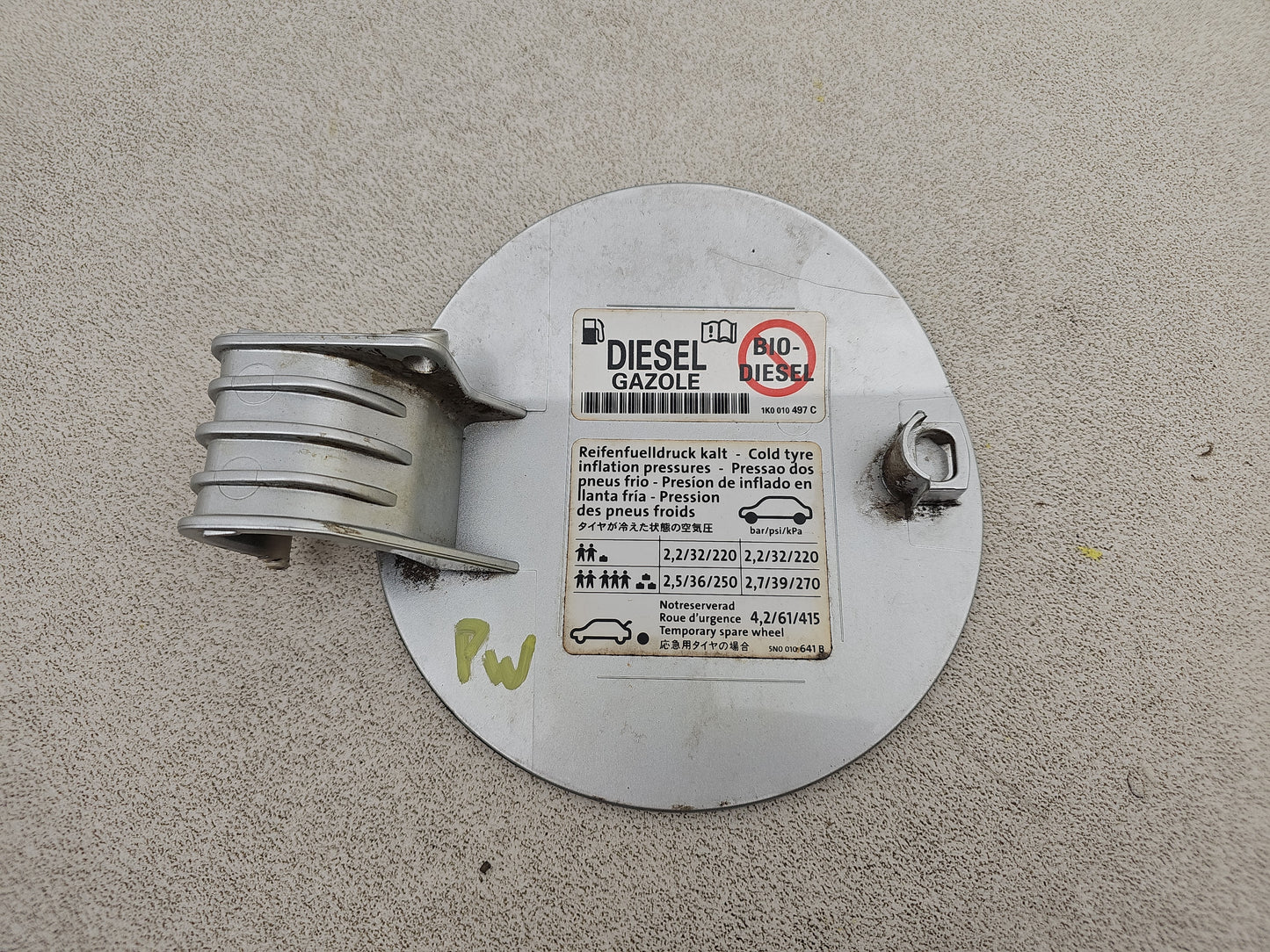 Fuel Filler Flap 5