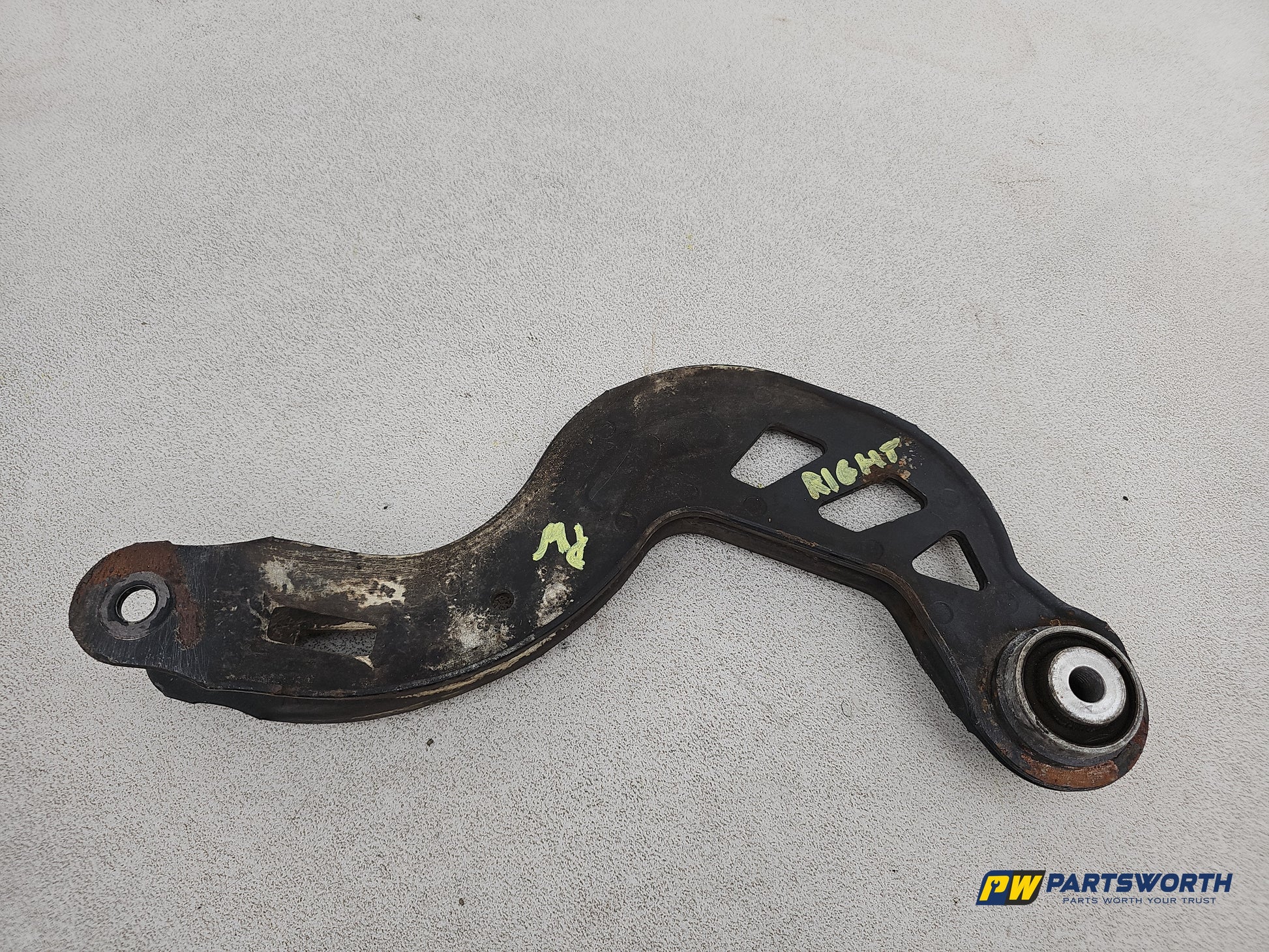 Suspension Arm Rear Wishbone RH 5