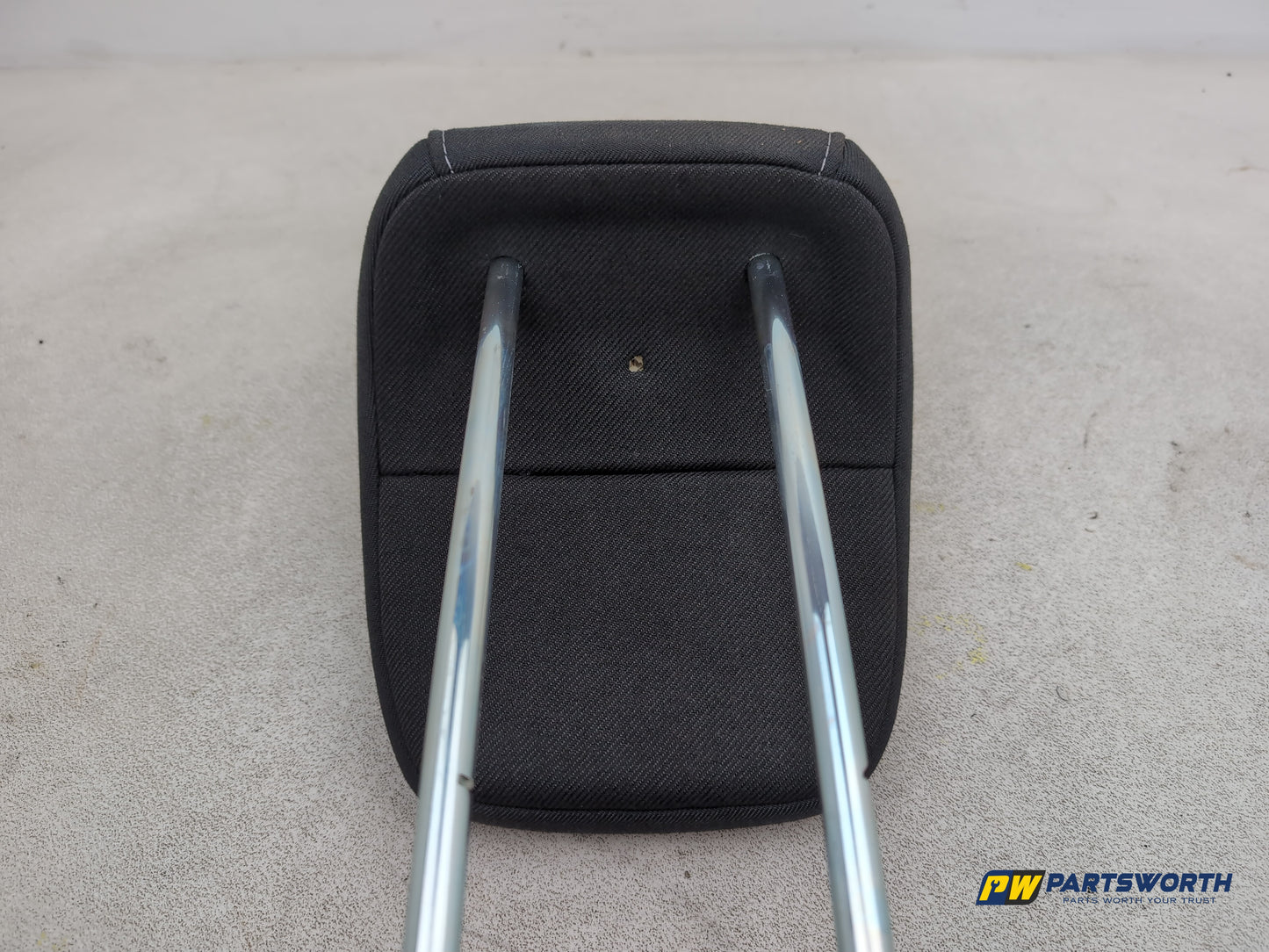 Rear Headrest 5