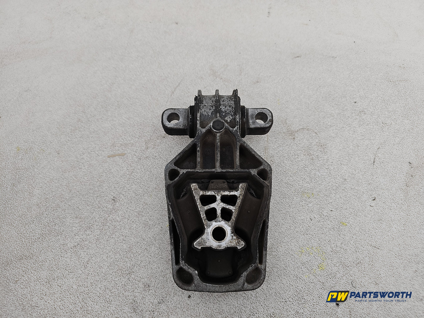 Engine Mounting Bracket 5