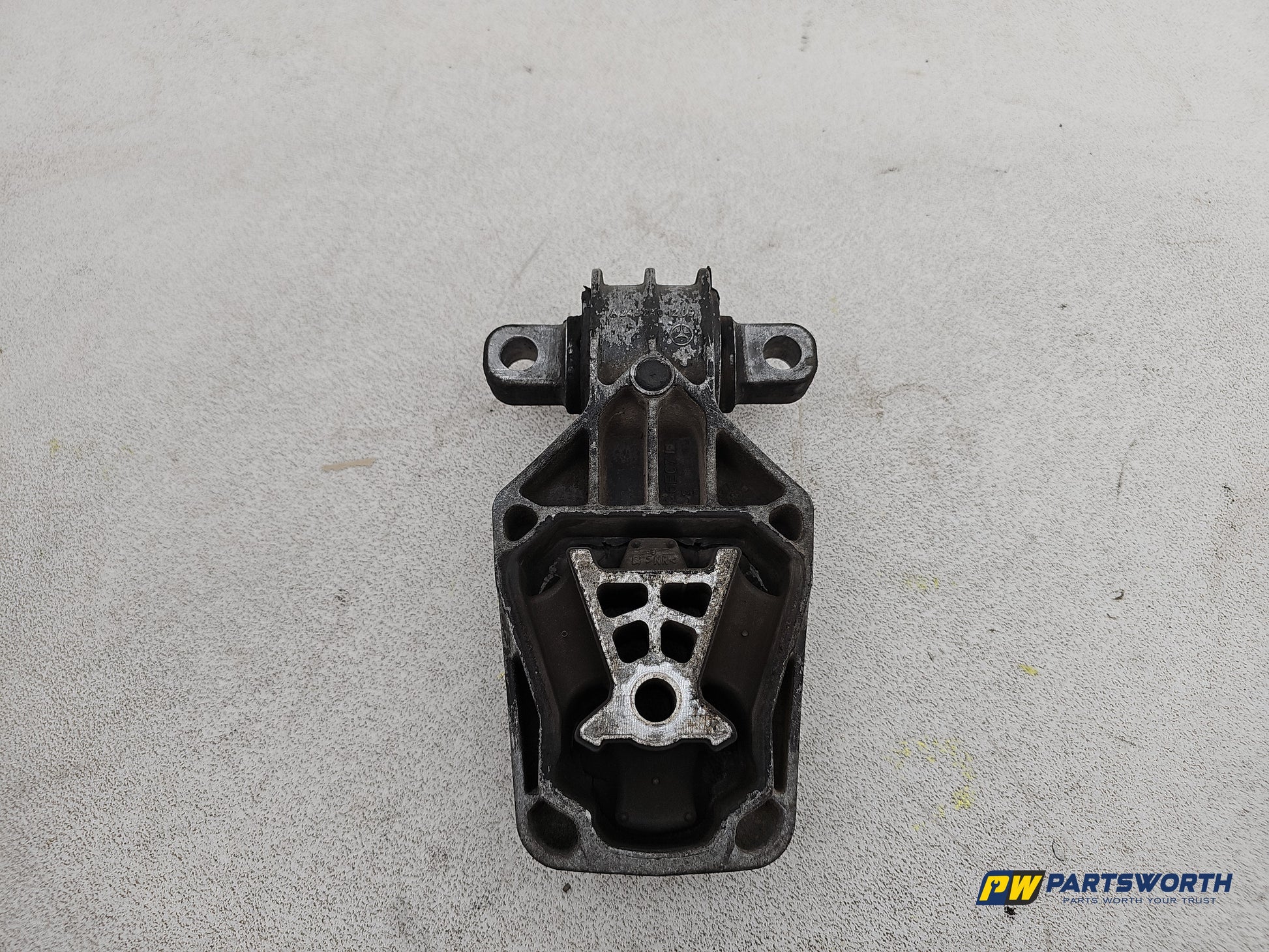 Engine Mounting Bracket 5