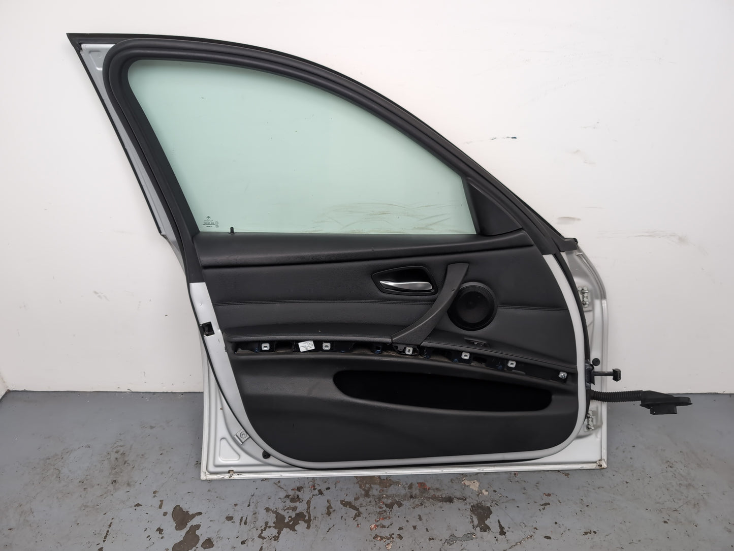 Door Front LH 11