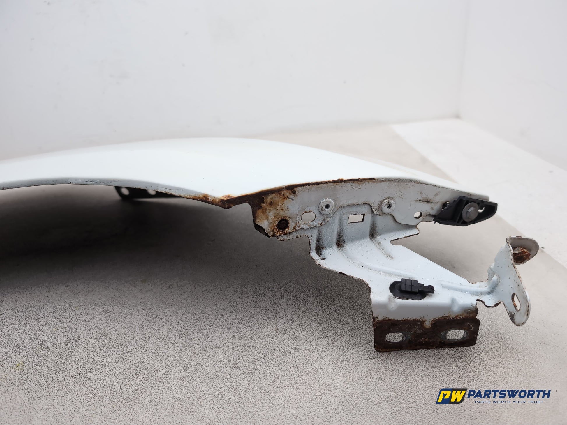 Wing Front RH 5