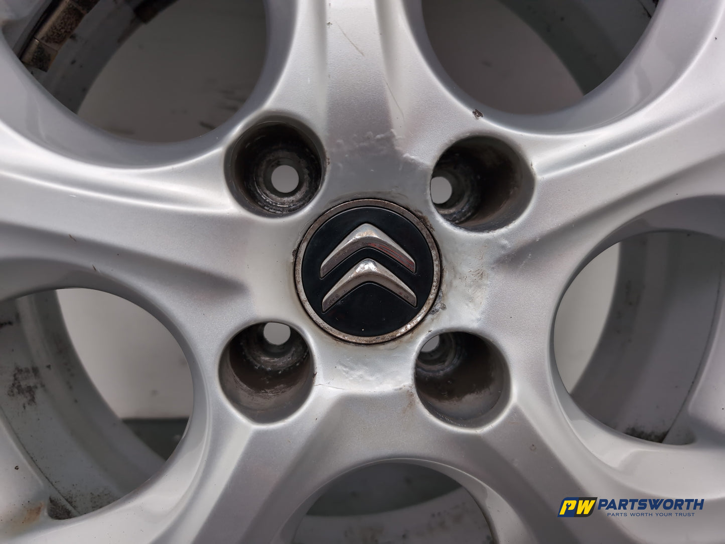 Wheel Road Alloy 5