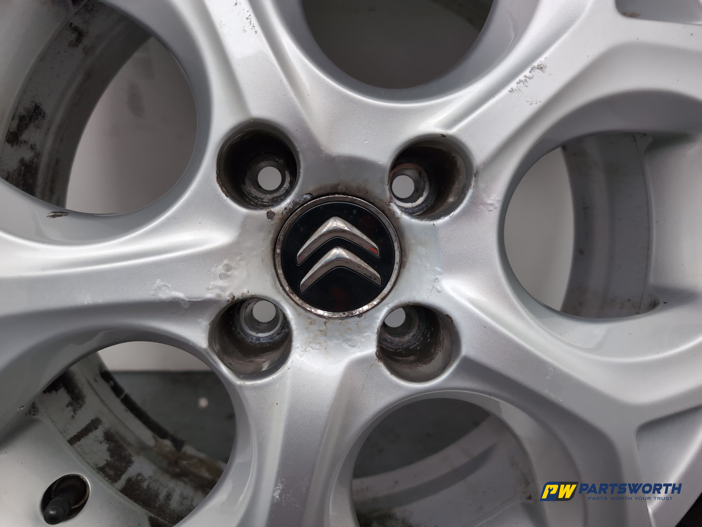 Wheel Road Alloy 5