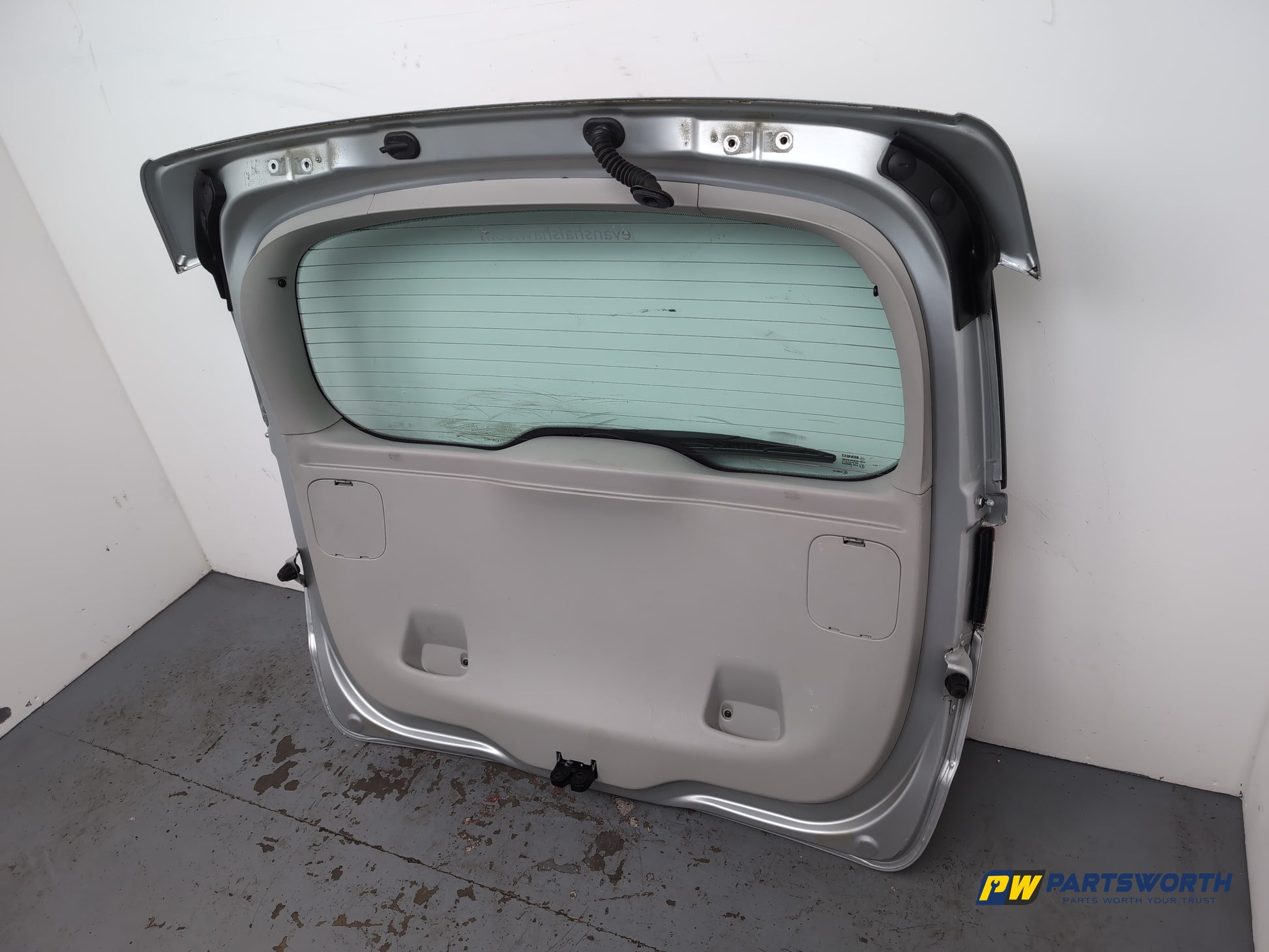 Boot Lid 11