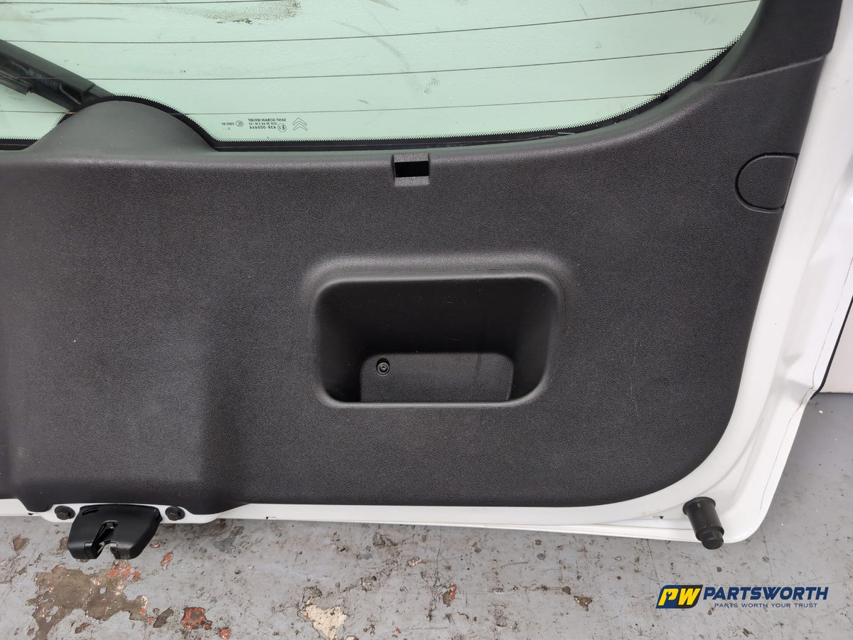 Boot Lid 11