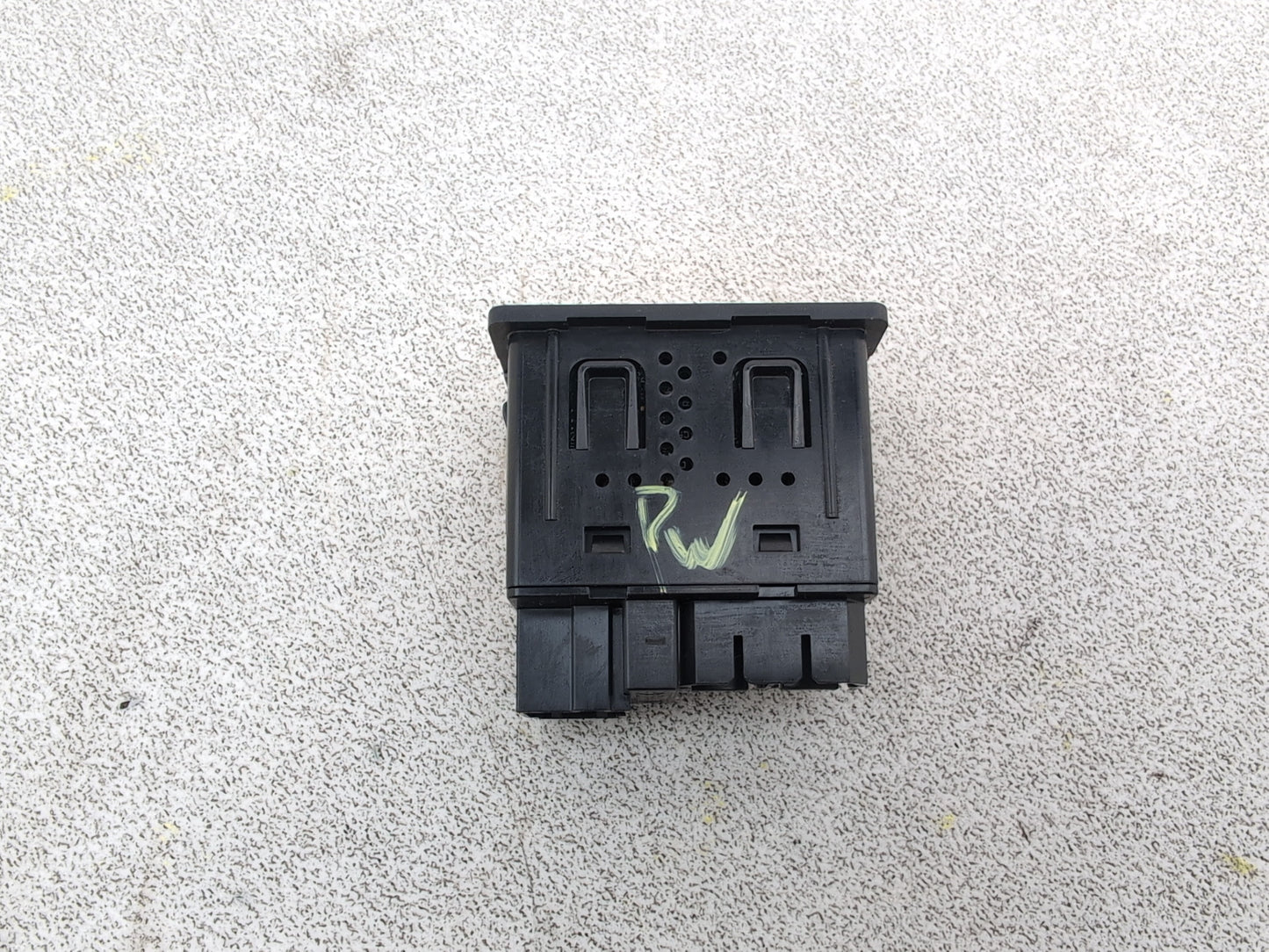 ECU Body 5