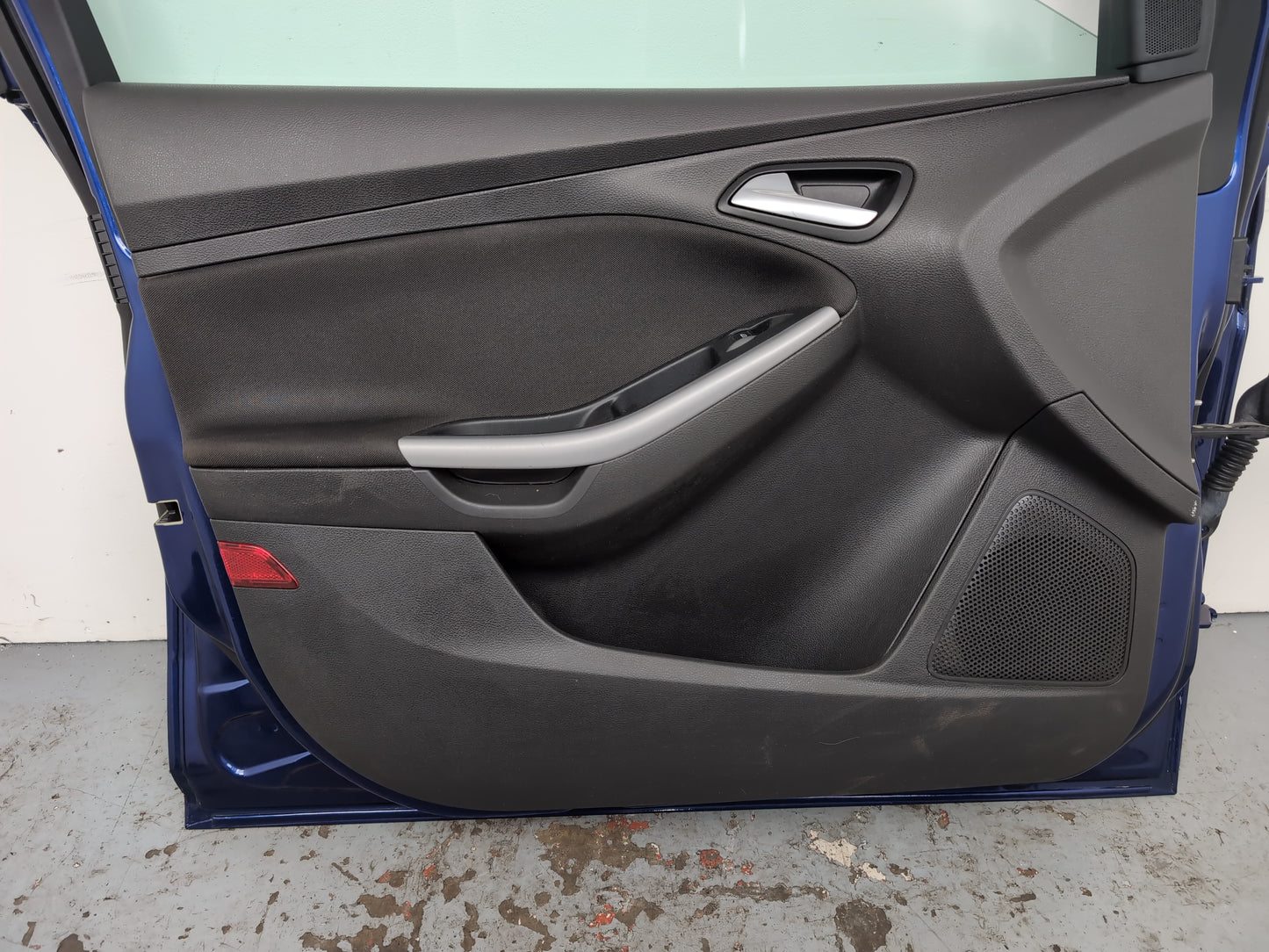 Door Front LH 11