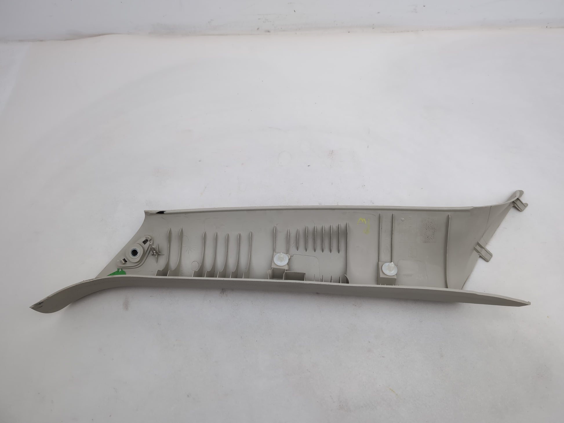 RH A Pillar Trim  5