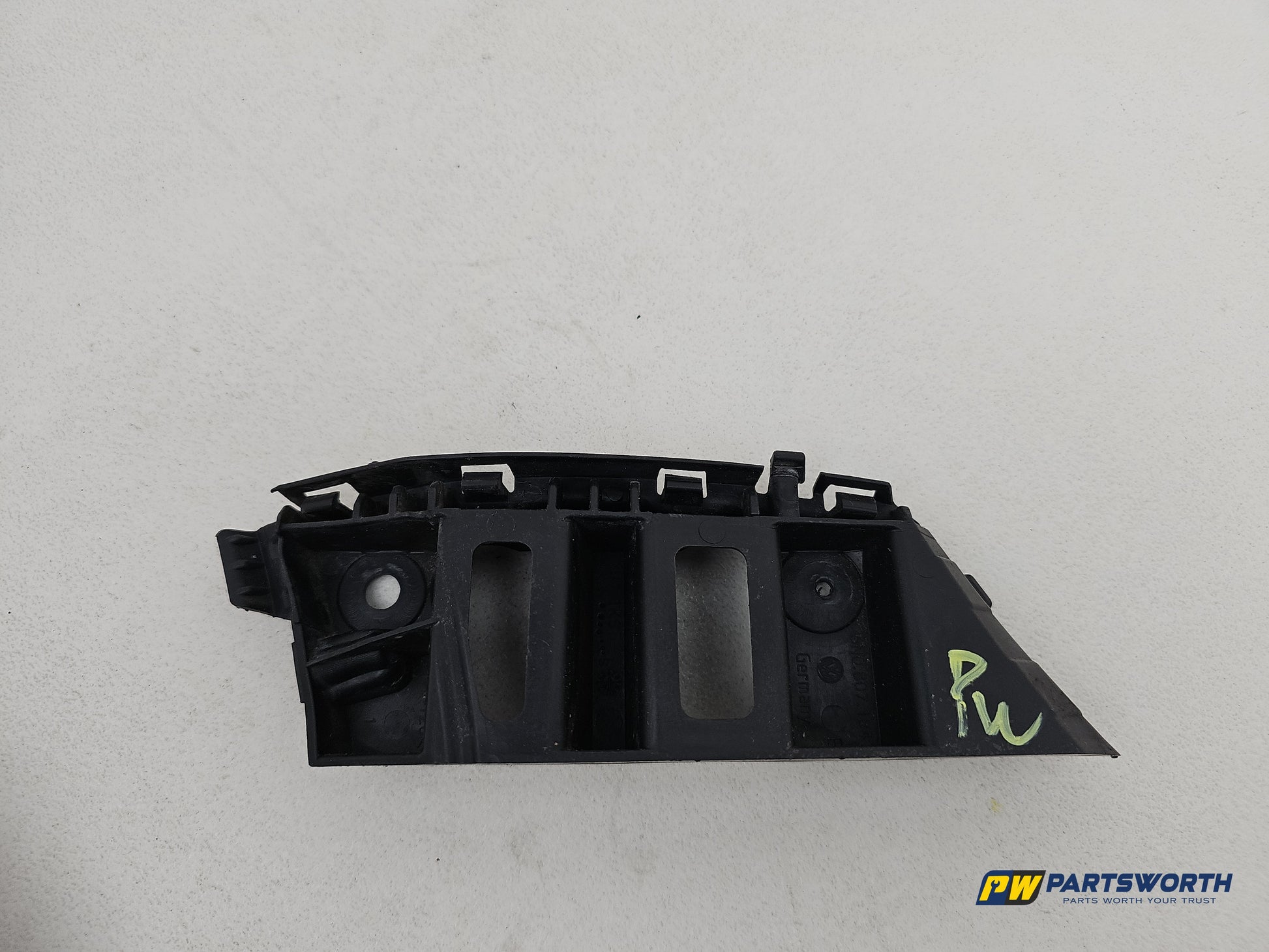Exterior bracket 5