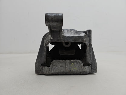 Engine Mounting Bracket Front 5