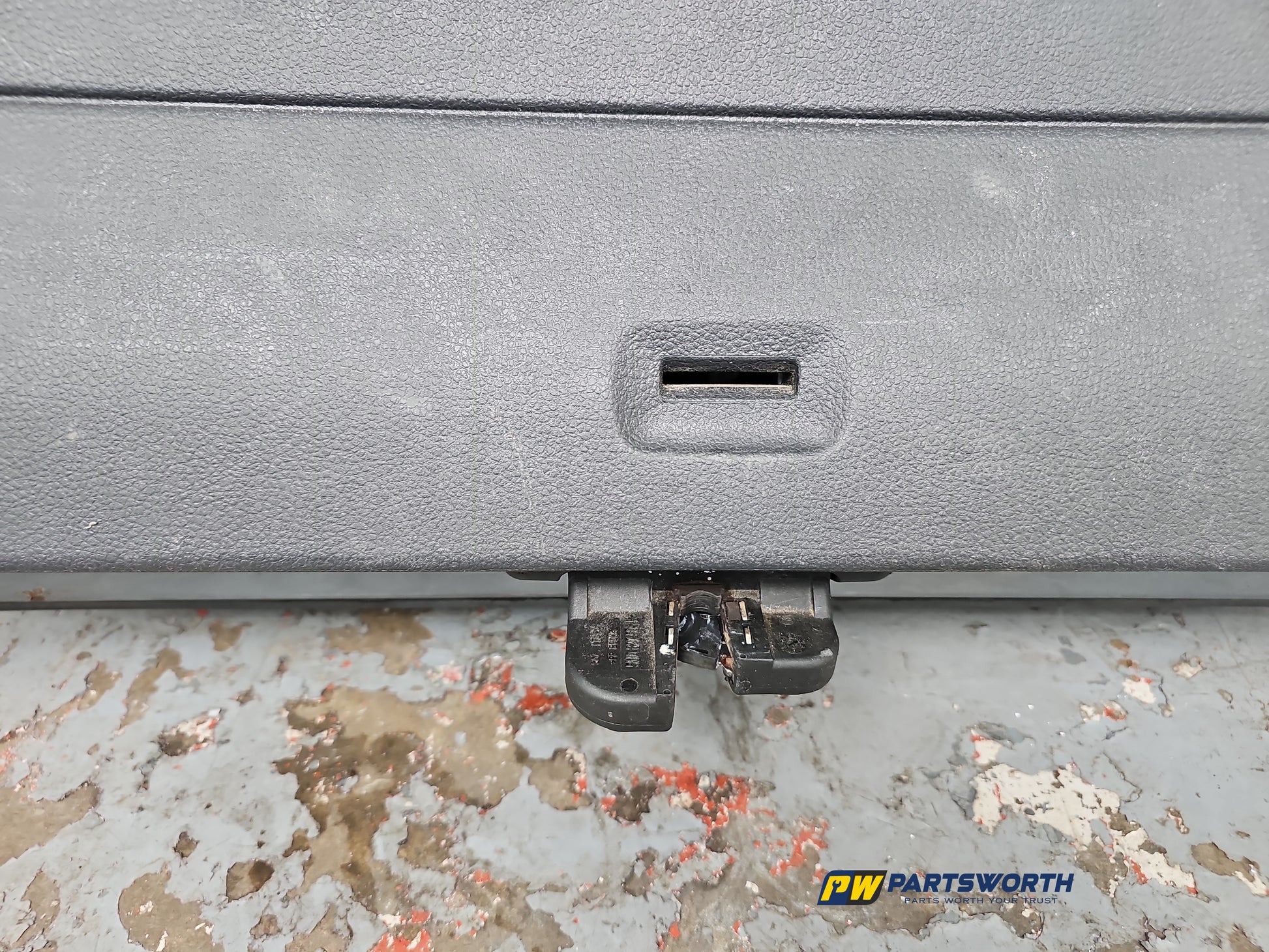 Boot Lid 10