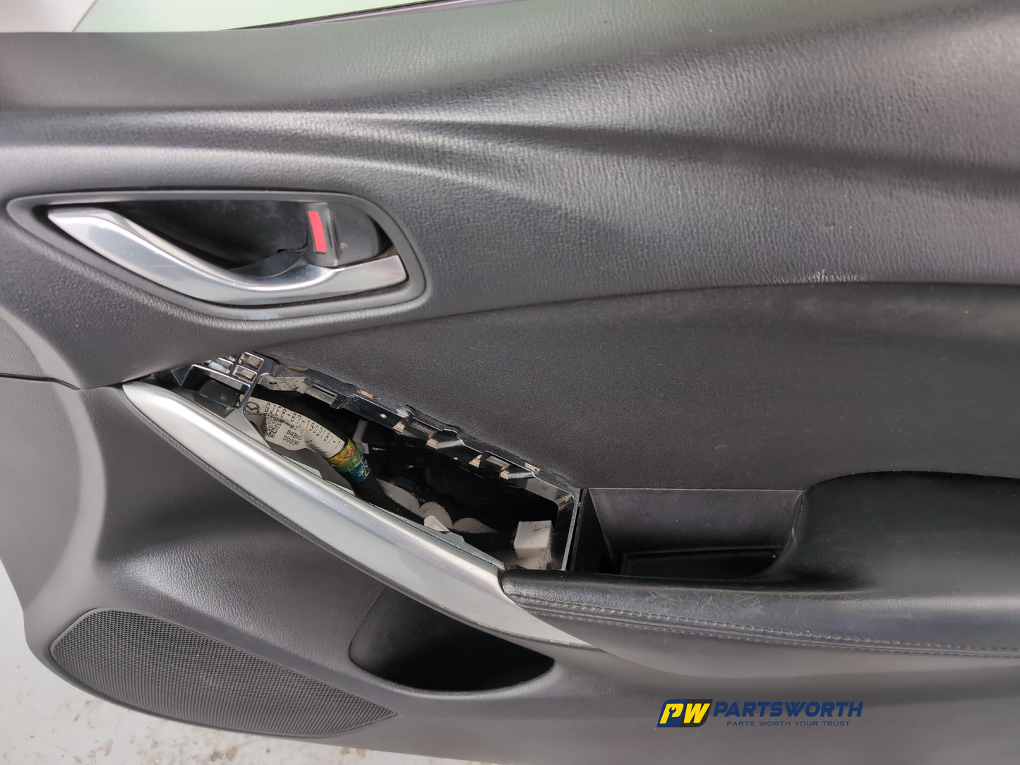 Door Front RH 4